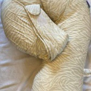 Leachco Amy Coe Preggle Air Flow Maternity Body Pillow